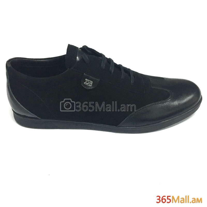 Սև բնական զամշի և կաշվի ոճային համադրությամբ ՝ տղամարդու սպորտային կոշիկ