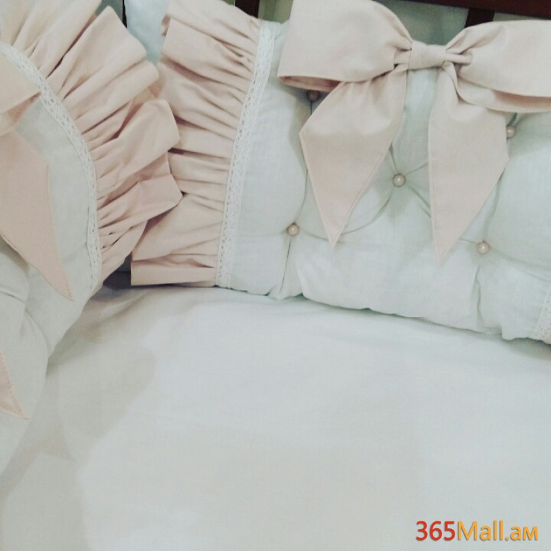 Մանկական, օրորոցային անկողնային հավաքածու, պրեմիում դասի սատին և սովորական սատին համադրությամբ բաց ծիրանագույն, սպիտակ