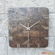 Փայտե քառակուսի պատի ժամացույց