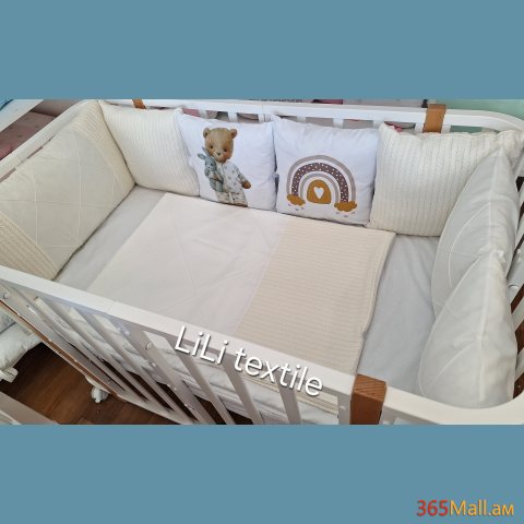 Գործվացքային անկողնային հավաքածու( բարձեր + սպիտակեղեն)