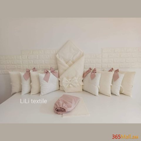 Գործվացքային անկողնային հավաքածու( բարձեր + դուրսգրման ծրար + սավան)