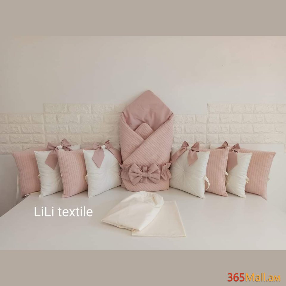 Գործվացքային անկողնային հավաքածու( բարձեր + դուրսգրման ծրար + սավան)