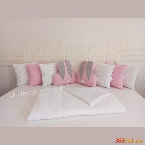 Գործվացքային անկողնային հավաքածու( բարձեր + վերմակ + սավան)