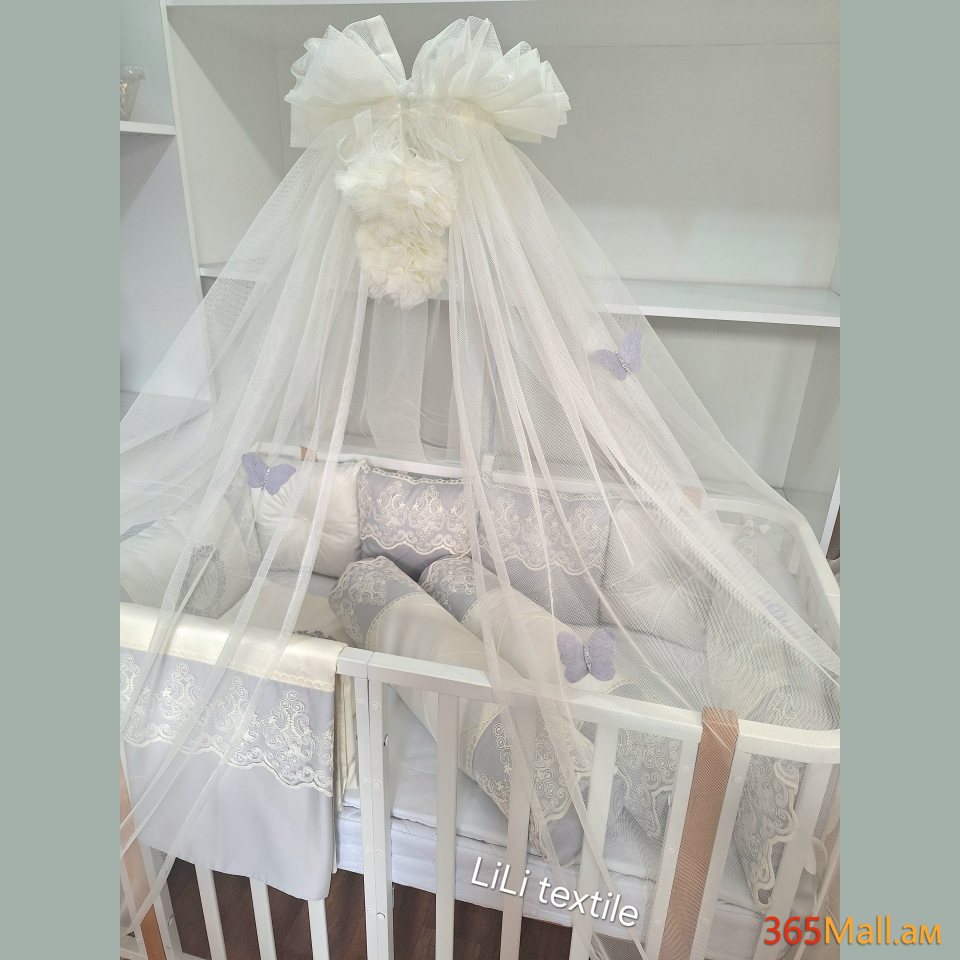 Օրորոցի քող + ձող սպիտակ մոխրագույն թիթեռներով